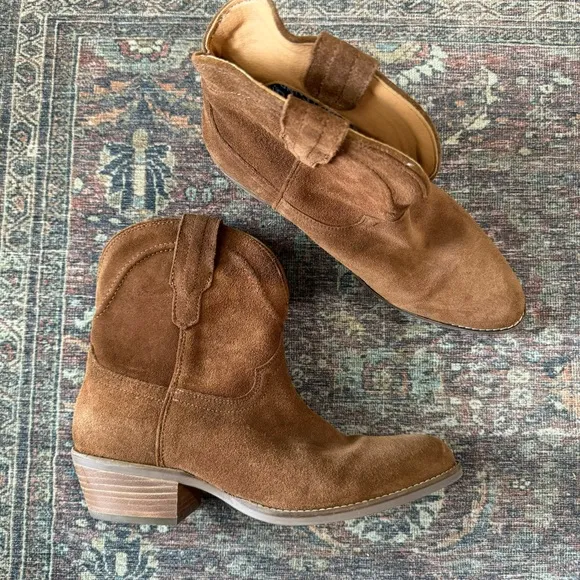 Dingo Tumbleweed Western Whiskey Brown Suede Booties Ankle Boots 10