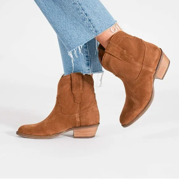 Dingo Tumbleweed Western Whiskey Brown Suede Booties Ankle Boots 10