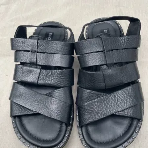 Dolce &amp; Gabbana Black Leather Sandals men’s 7 1/2
