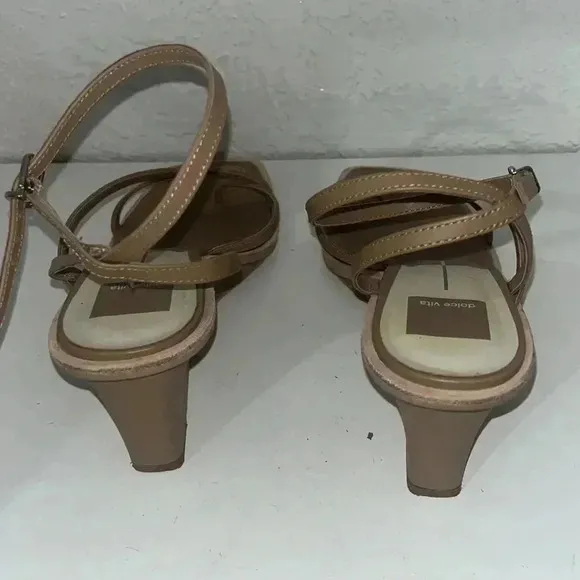 Dolce vita gemeni wedge sandals in cafe leather size 9