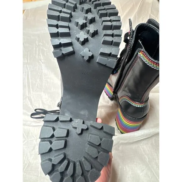 Dolls Kill Club Exx Pride Platform Boots Women's 7 Black Rainbow Lace Up 5&quot; Heel