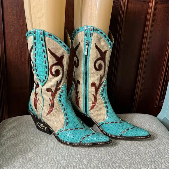 Donald J. Pliner Turquoise Western Couture Collection 8.5M.