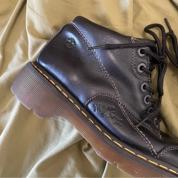 Dr Martens 12278 Rare Vintage Chunky Sole Leather Lace Up Black Boots Flowers 8