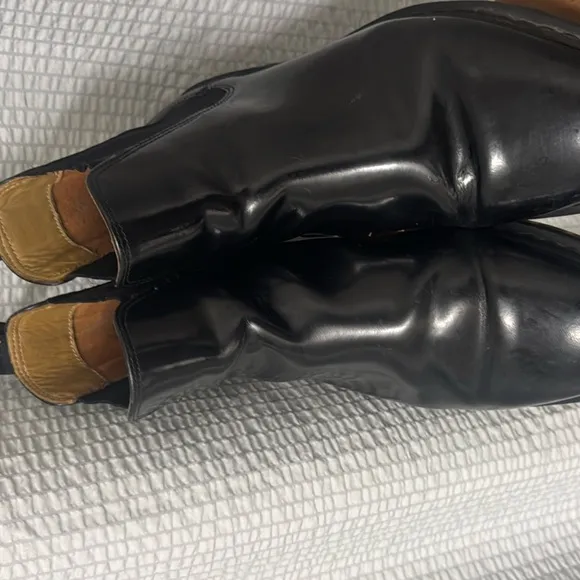 Dr. Martens Black Chelsea Boots Classic Design