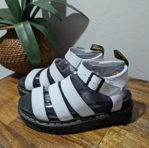 Dr Martens Blaire Quad White Hydro Leather Sandals Woman’s Size 8