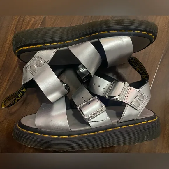 Dr martens gryphon metallic leather gladiator sandals