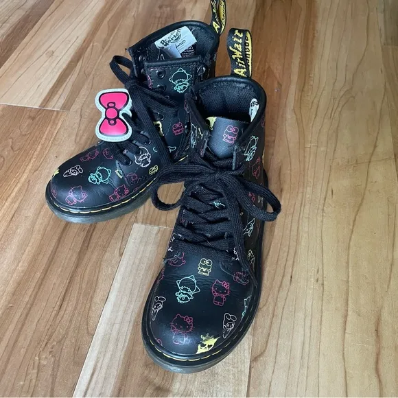 Dr. Martens Hello Kitty Chunky Black Moto Boots with Colorful Print Childs 12