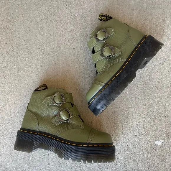Dr. Martens RARE DEVON FLOWER BUCKLE LEATHER PLATFORM BOOTS
