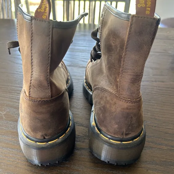 Dr. Martens vintage Brown Leather Men's or women's Boots