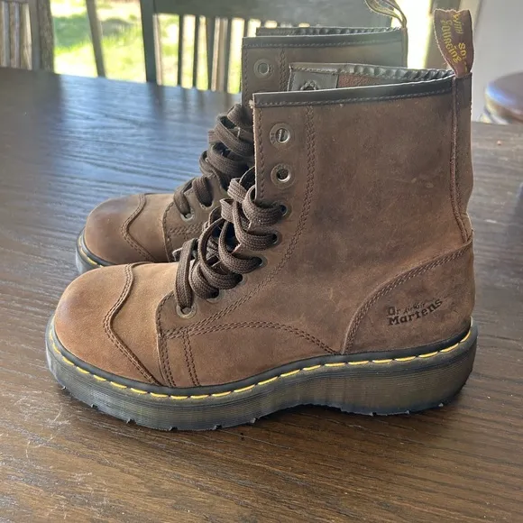 Dr. Martens vintage Brown Leather Men's or women's Boots