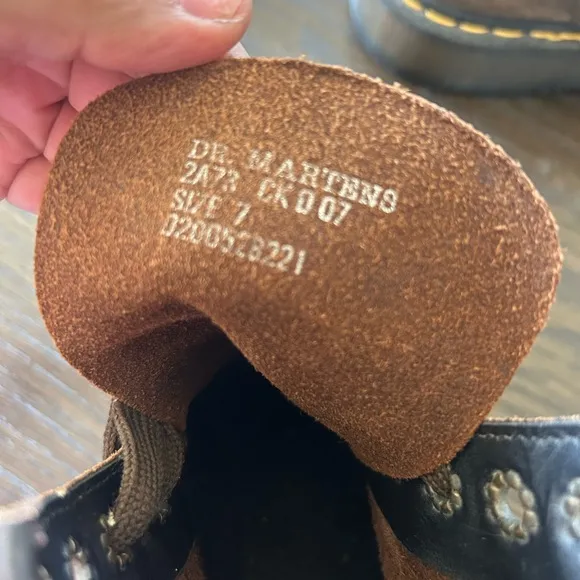 Dr. Martens vintage Brown Leather Men's or women's Boots