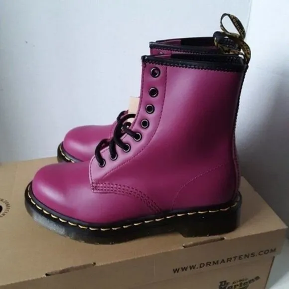 Dr. Martens Women's size 5M Ankle Boot