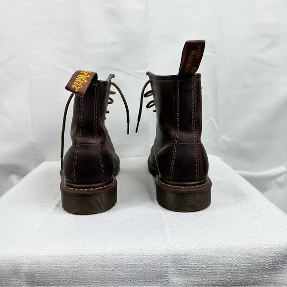Dr. Marten's1460 Crazy Horse leather lace up boots fall winter chunky classic