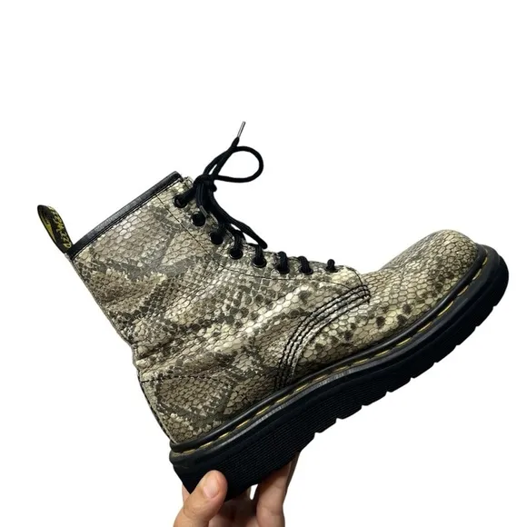 Dr.Martens DMs 1460 Vintage 90’s SnakeSkin wedge platform England Boots US6