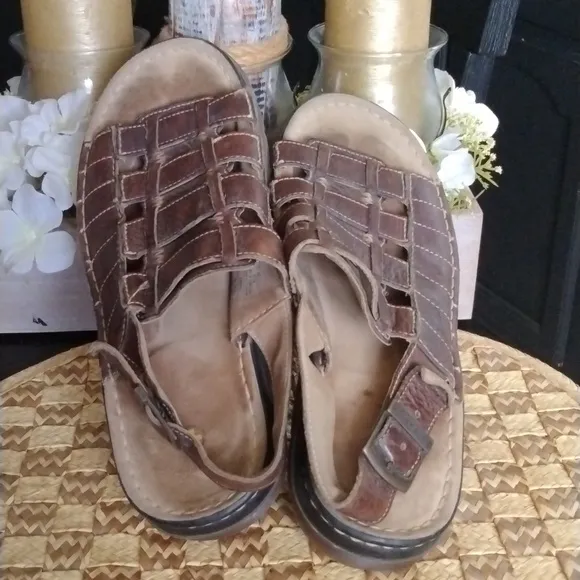 DR.MARTENS LEATHER SANDALS FOR MEN'S