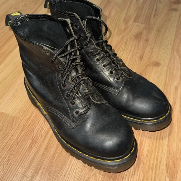 Dr.Martens Made in England Classic 8 Eye Boots Black Size 9.5