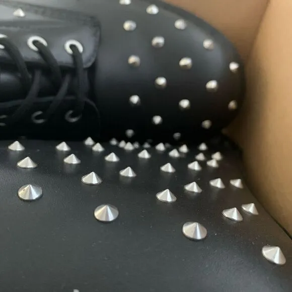Dr. Martens | 1460 Stud Lug Sole Boot