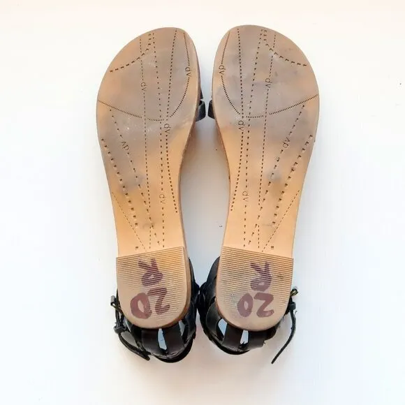 DV by Dolce Vita Black Ankle Strap Open Toe Flat Sandals / Summer Shoes Size 8