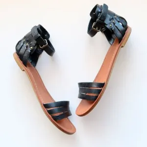 DV by Dolce Vita Black Ankle Strap Open Toe Flat Sandals / Summer Shoes Size 8