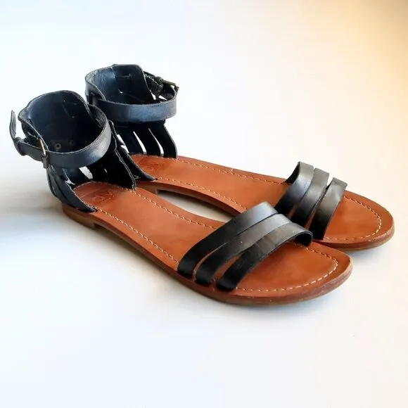 DV by Dolce Vita Black Ankle Strap Open Toe Flat Sandals / Summer Shoes Size 8