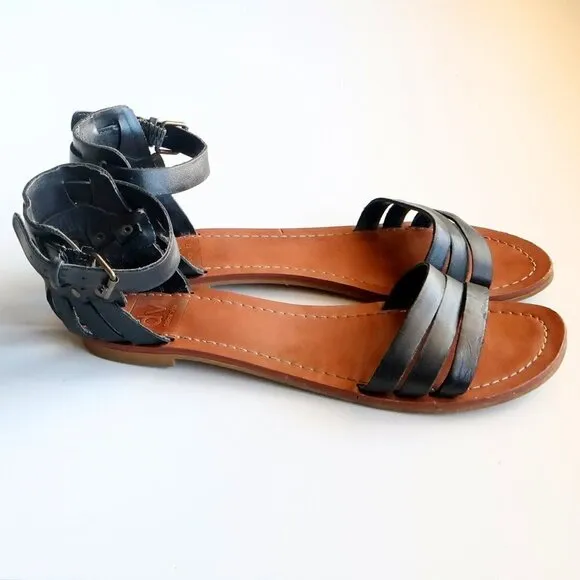 DV by Dolce Vita Black Ankle Strap Open Toe Flat Sandals / Summer Shoes Size 8