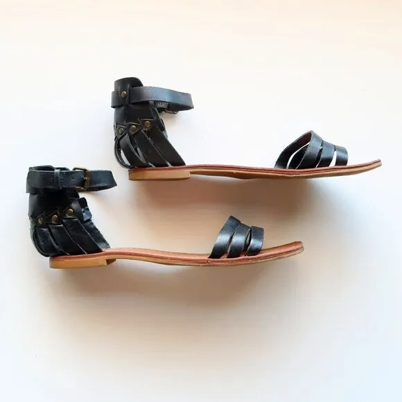 DV by Dolce Vita Black Ankle Strap Open Toe Flat Sandals / Summer Shoes Size 8