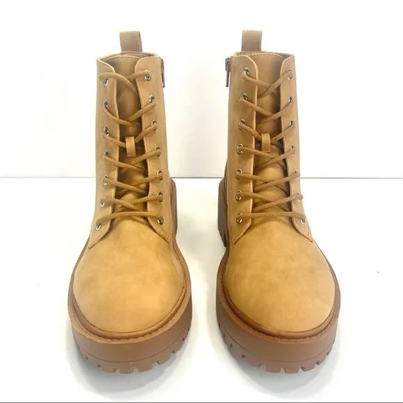 DV DOLCE VITA &quot;PRIMM&quot; CAMEL/TAN PLATFORM LUG SOLE COMBAT BOOTS / BOOTIES🆕