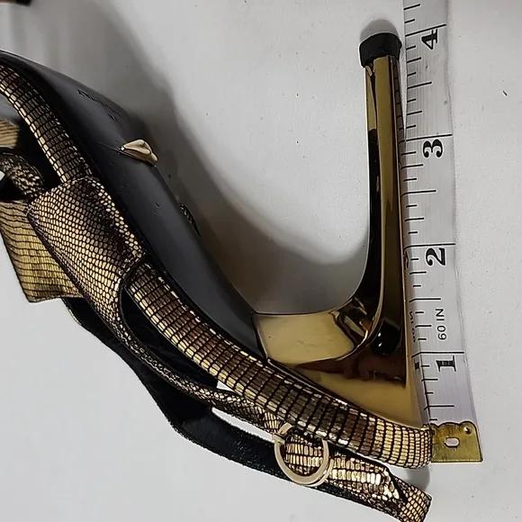 DVF Diane von Furstenberg &quot;Vick&quot; Slingback Sandal Gold Metallic Leather Size 7 B