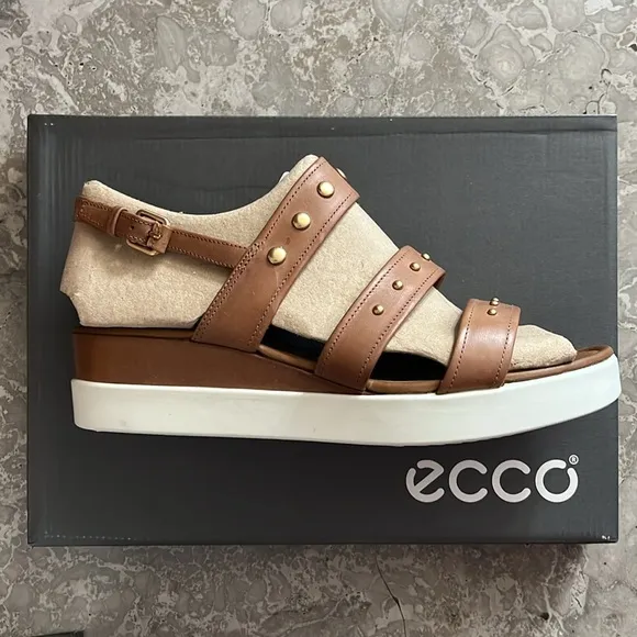 ECCO Whisky Touch Plateau Leather Sandals, Size EU 41 | US 10-10.5 New in Box