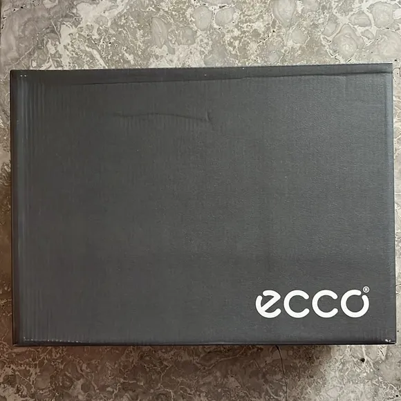 ECCO Whisky Touch Plateau Leather Sandals, Size EU 41 | US 10-10.5 New in Box