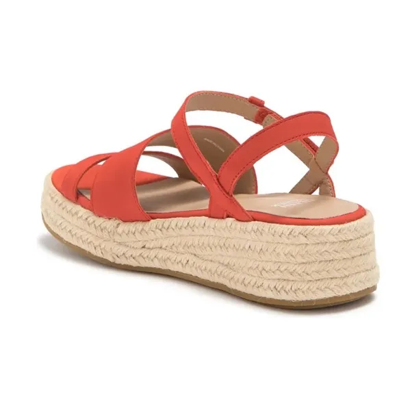EILEEN FISHER  platform sandals size 6.5