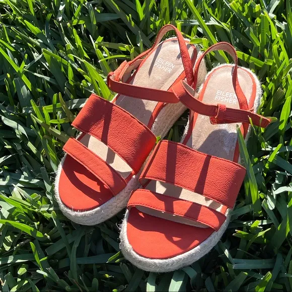EILEEN FISHER  platform sandals size 6.5