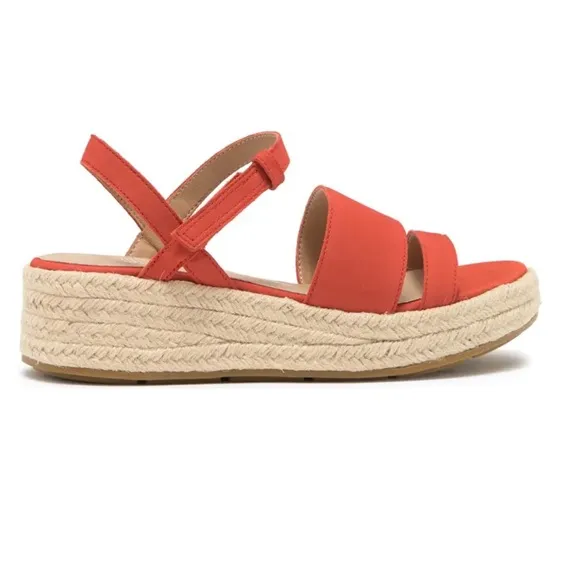 EILEEN FISHER  platform sandals size 6.5