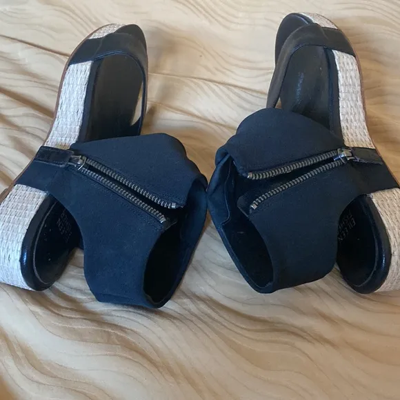 Eileen Fisher sandals size 8