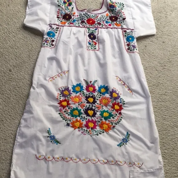 EL REBOZO/MULTI COLOR EMBROIDERED BOHO MEXICAN MAXI DRESS /NEW