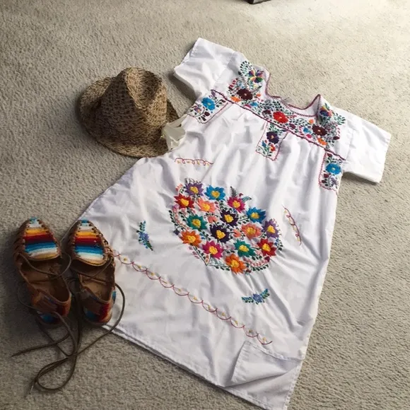 EL REBOZO/MULTI COLOR EMBROIDERED BOHO MEXICAN MAXI DRESS /NEW