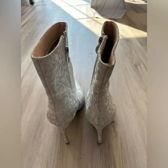 Eldita's 10 Silver Sparkly Skyler Stilleto Boots