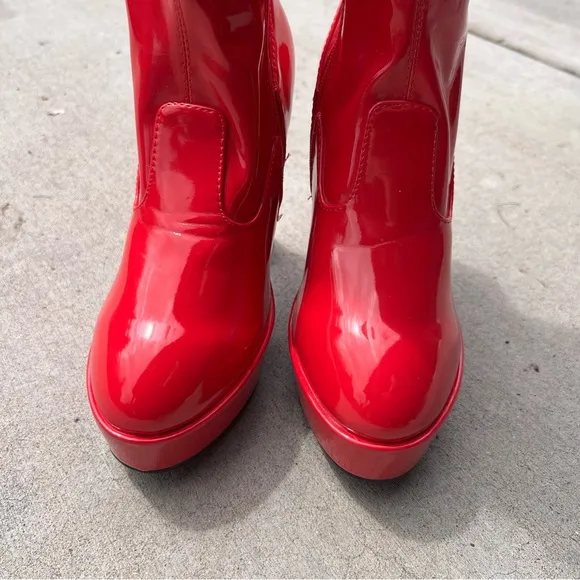 Ellie Knee High Zip Up Faux Patent Leather Red Gogo Platform Heel Boots