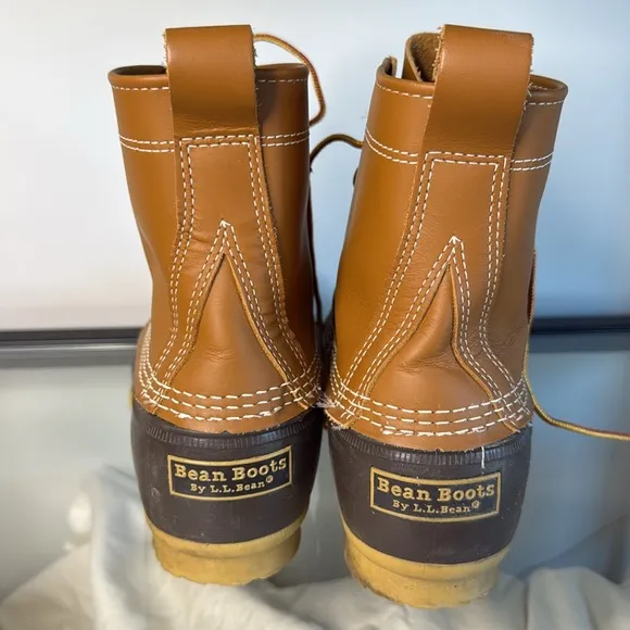 EUC Classic Men’s Bean Boots size 10