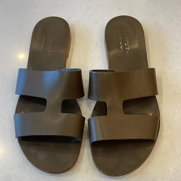 Everlane women’s sandals size 7 leather great taupe color made in Italy, quality