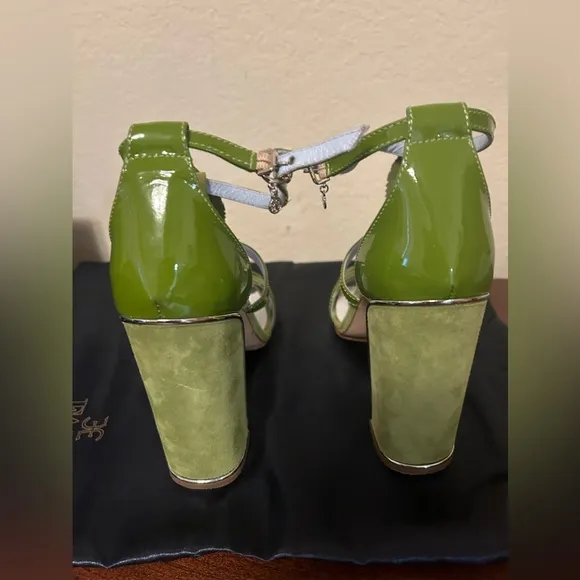 Fabi Green Leaf Sandals EUC