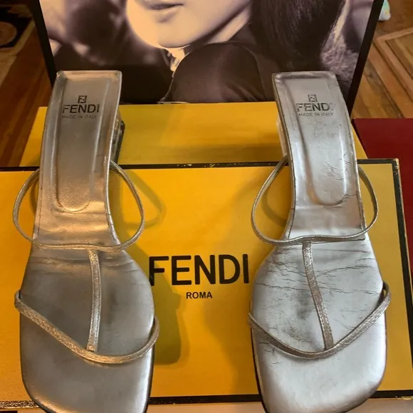 Fendi silver leather 38 1/2 lucite heeled sandals