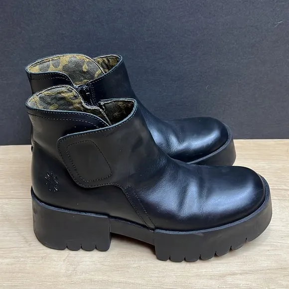 Fly London Leather Endo Platform Boots, Size 7