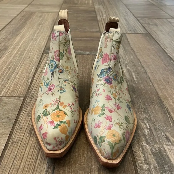 Free People Beau Western Boots in Ivory Floral size 6.5
