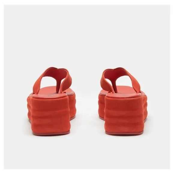 FREE PEOPLE Heaven Thong Platform Leather Slip-on Sandals in Flame Size 36 NIB