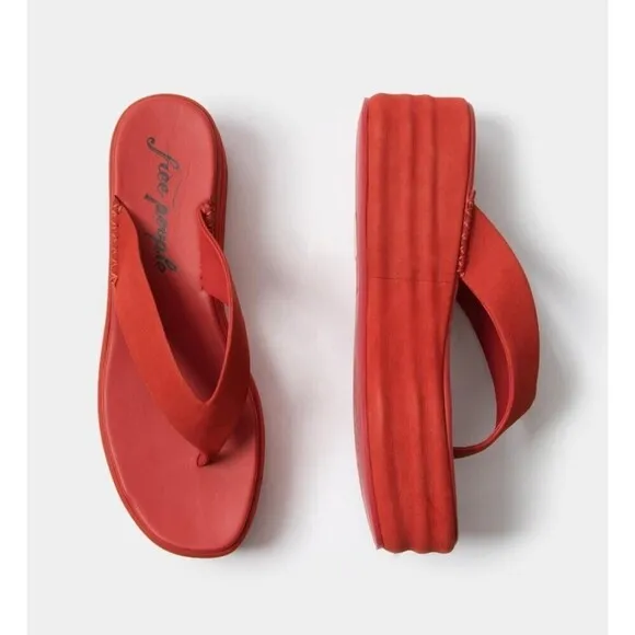 FREE PEOPLE Heaven Thong Platform Leather Slip-on Sandals in Flame Size 36 NIB