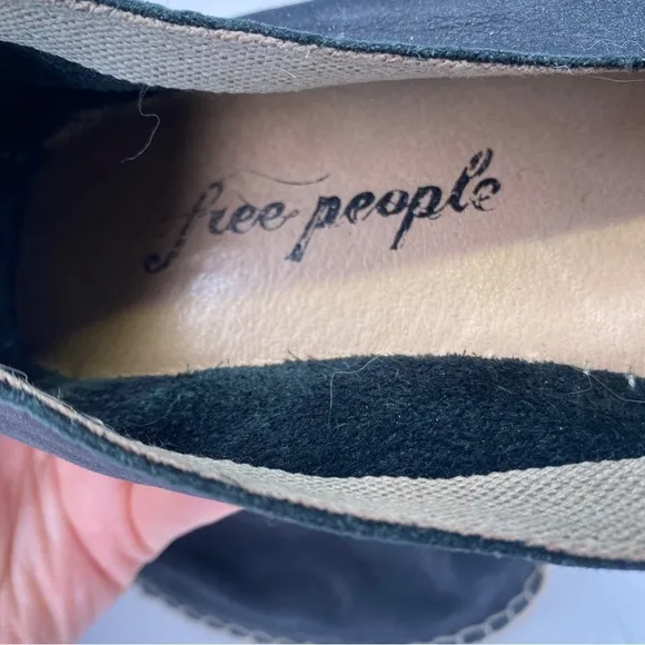 Free People Laurel Canyon Black Suede Espadrille Flats Loafers Size 37 Spain