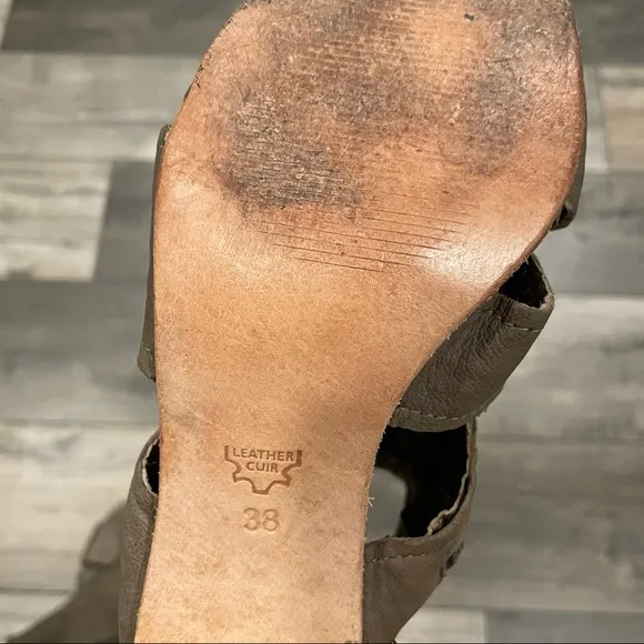 Free People Leather Zip Effie Sandals Gray 38