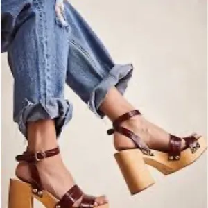 Free People Mallory Clog Sandals Women’s Size 10 - New in Box