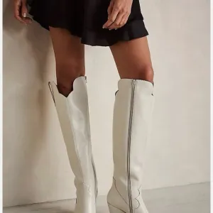 Free people size 8.5 iris over the knee western boot in ivory